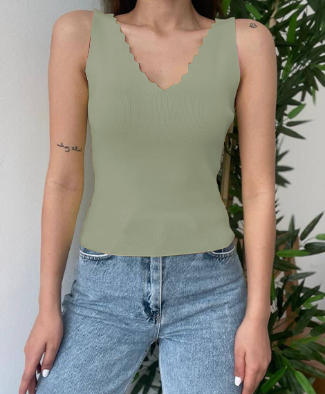 Womens Top - Casual, Comfortable, and Stylish - Mint