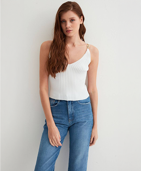 Womens Casual Tank Top With Fitted Design, Comfortable Fabric - Perfect For Everyday Wear - Ecru
