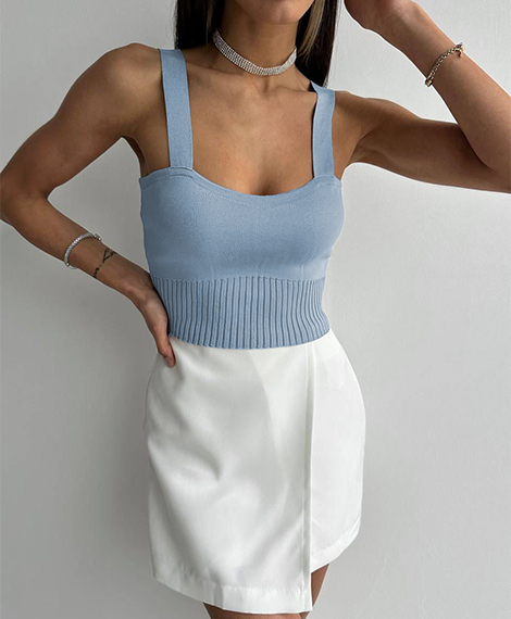 Womens Ribbed Knit Crop Top - Perfect For Evening Events and Casual Elegance - Light Blue