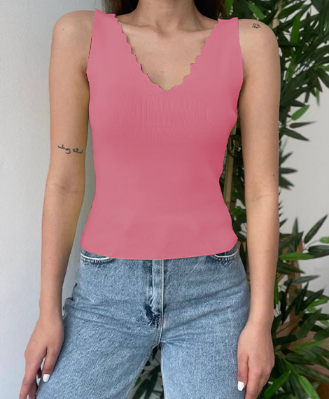 Womens Top - Casual, Comfortable, and Stylish - Fusia