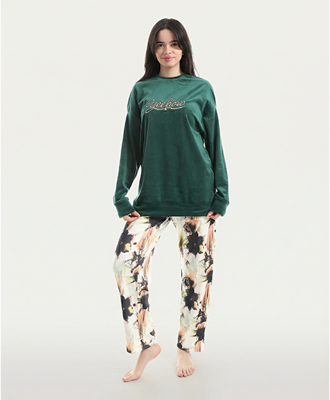 Women's Emerald Velvet Embroidered Loungewear Set