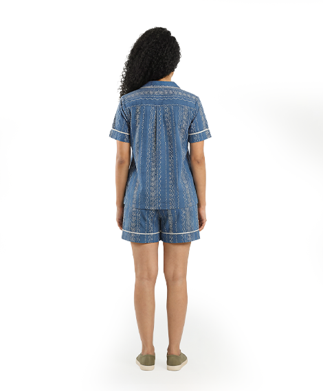 Women's short-sleeved pajama set with shorts